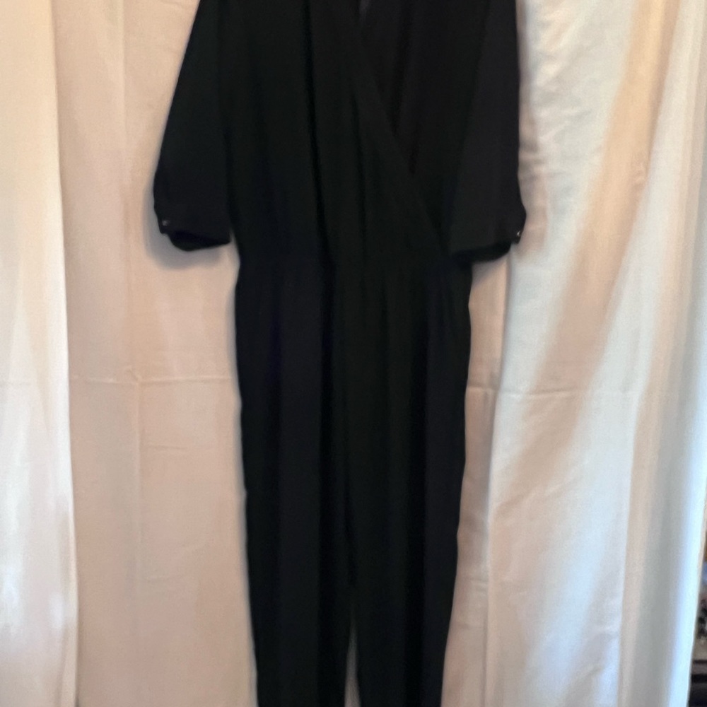 CAbi Black Jumpsuit Elegant Full-Length Design